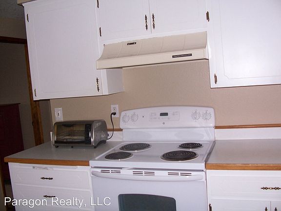3rd image of 4587 NW Elmwood Dr