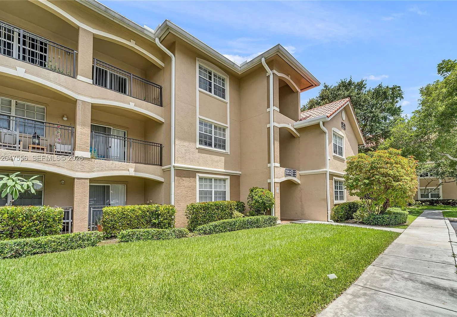 Marquesa Condo — Photo 3