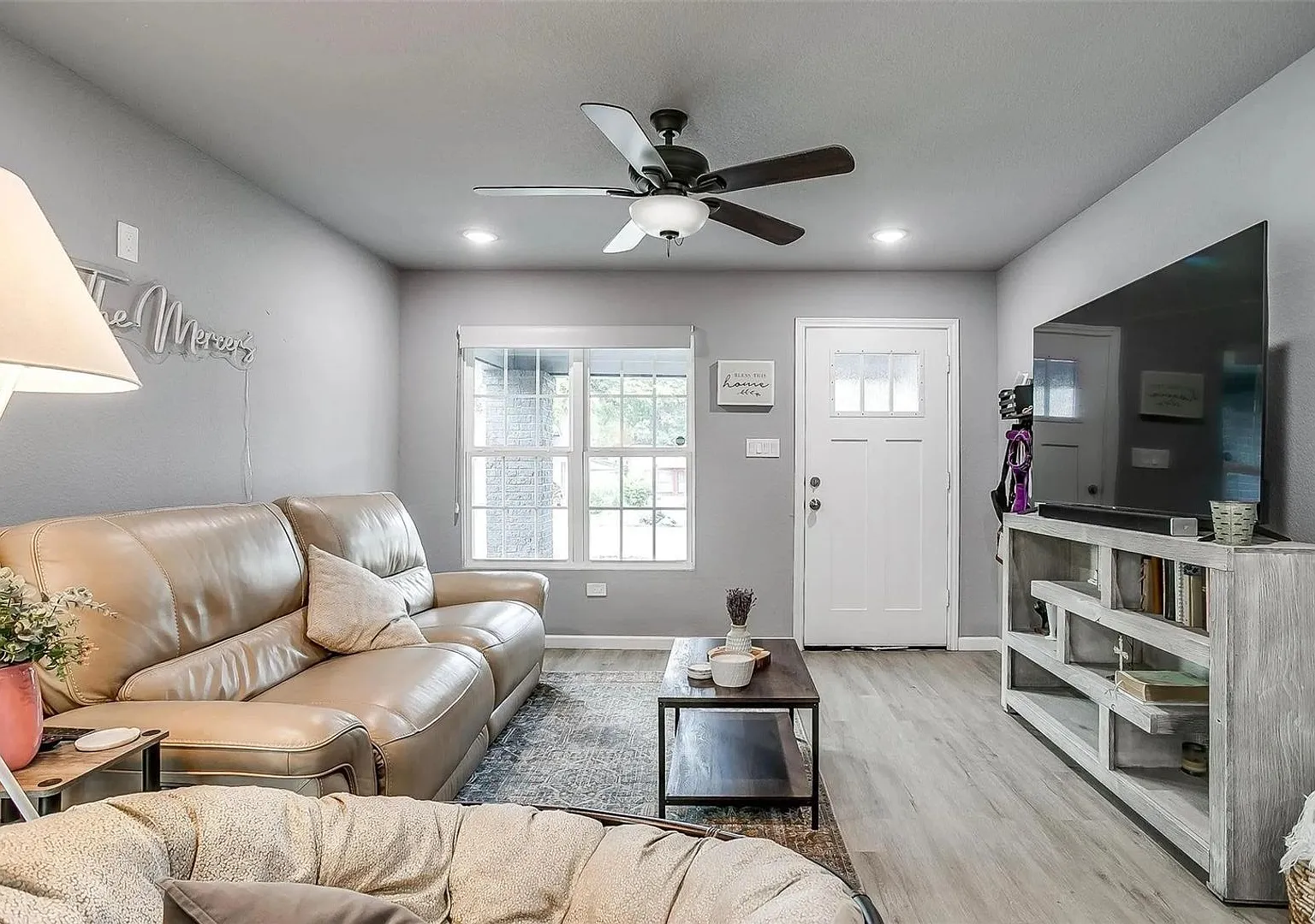 Charming, remodeled 2BR House in Fort Worth — Photo 2