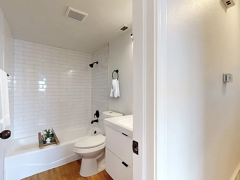 Berkeley Flats — Photo 11