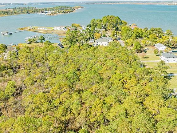 5th image of 453 Wind Mill Point Rd