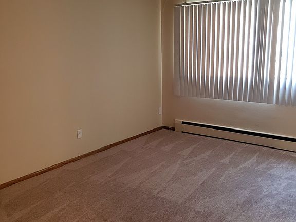 5th image of 3230 Penn Ave N APT 7
