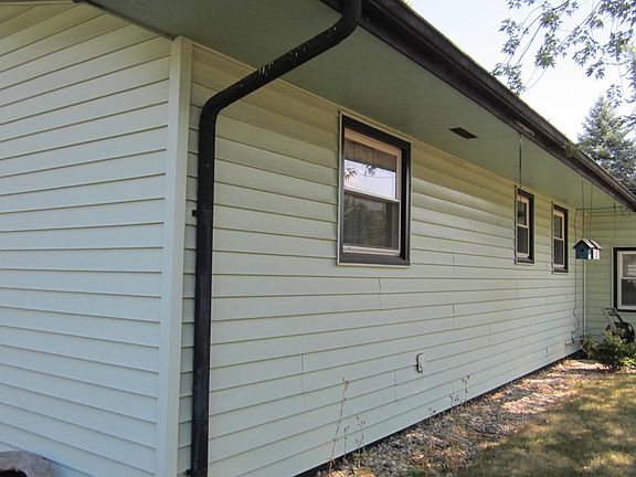 4th image of 1760 Maiden Ln