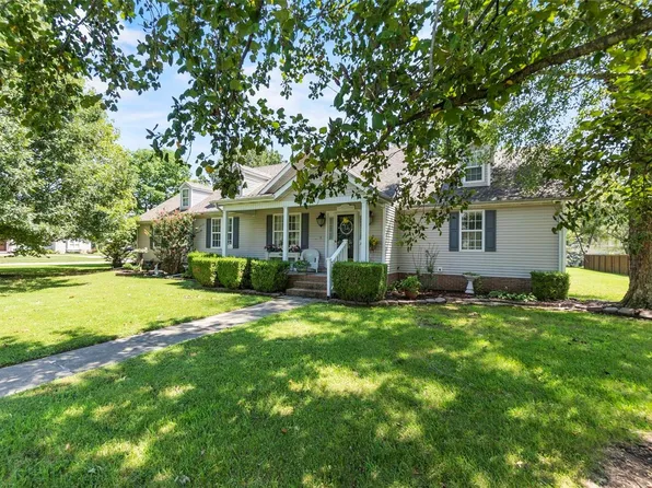 1215 Fairfield St, Sikeston, MO 63801