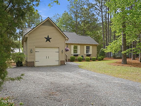 2nd image of 190 Fox Run Road