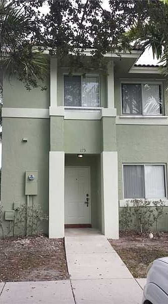 2nd image of 175 Hidden Court Rd
