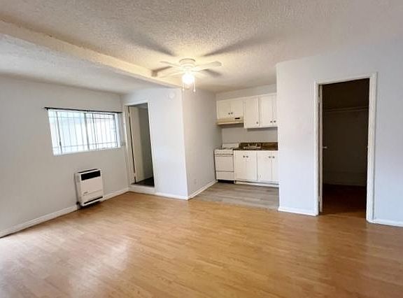 Large & Spacious Studio