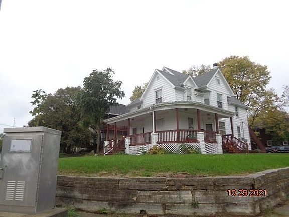 3rd image of 1728 Charles St