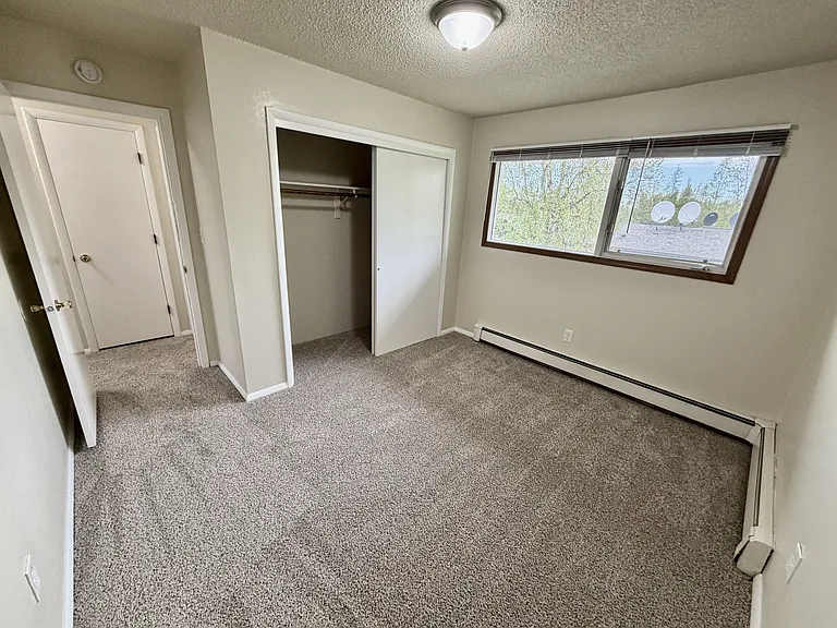 821 N Hoyt St #6 — Photo 8
