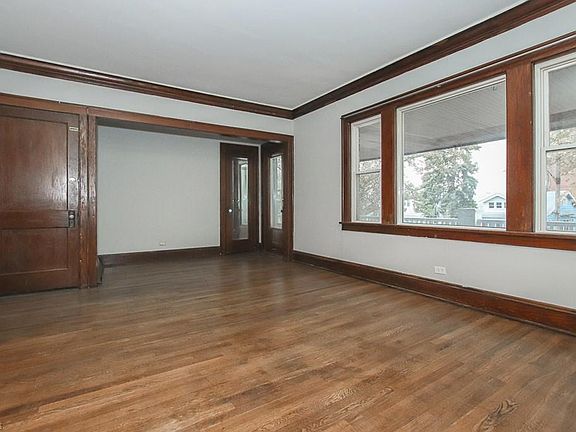 5th image of 11415 Fidelity Ave