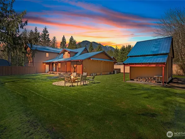 424 Cannon Road, Packwood, WA 98361
