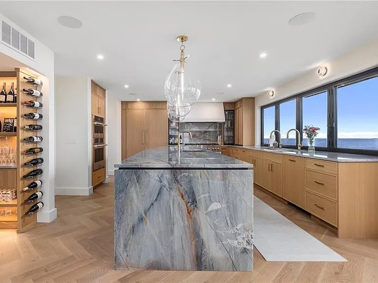 41 Atlantic Ave — Photo 17