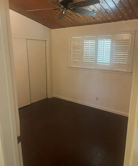 2706 Pasadena St — Photo 6
