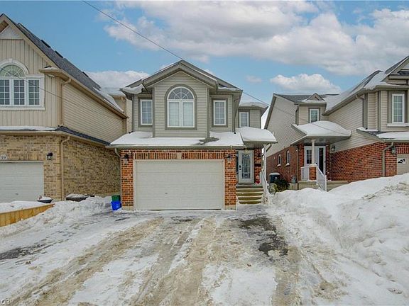 5th image of 43 Seabrook Dr