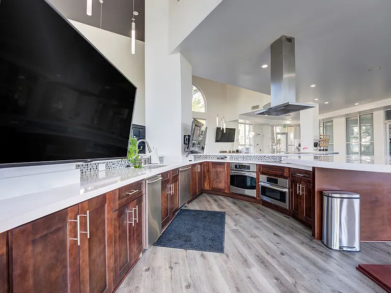 Solterra Ecoluxury Apartments — Photo 37