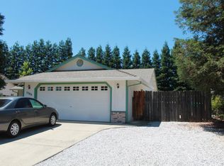 3280 Forest Homes Dr, Redding, CA 96002