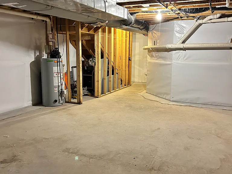 432 Howe St — Photo 44