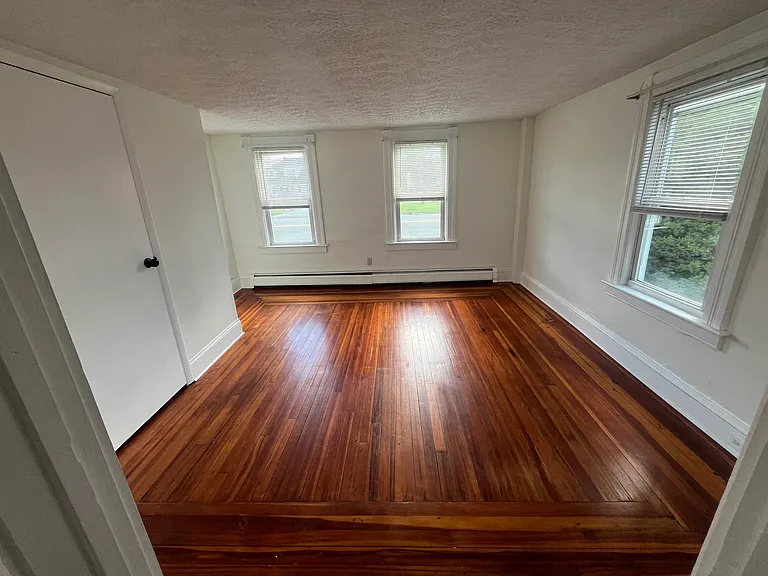 704 Enfield St #A — Photo 15