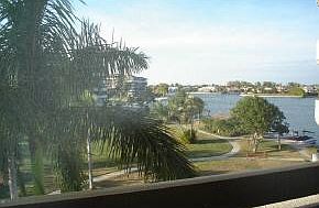 2nd image of 651 Seaview Ct APT 404