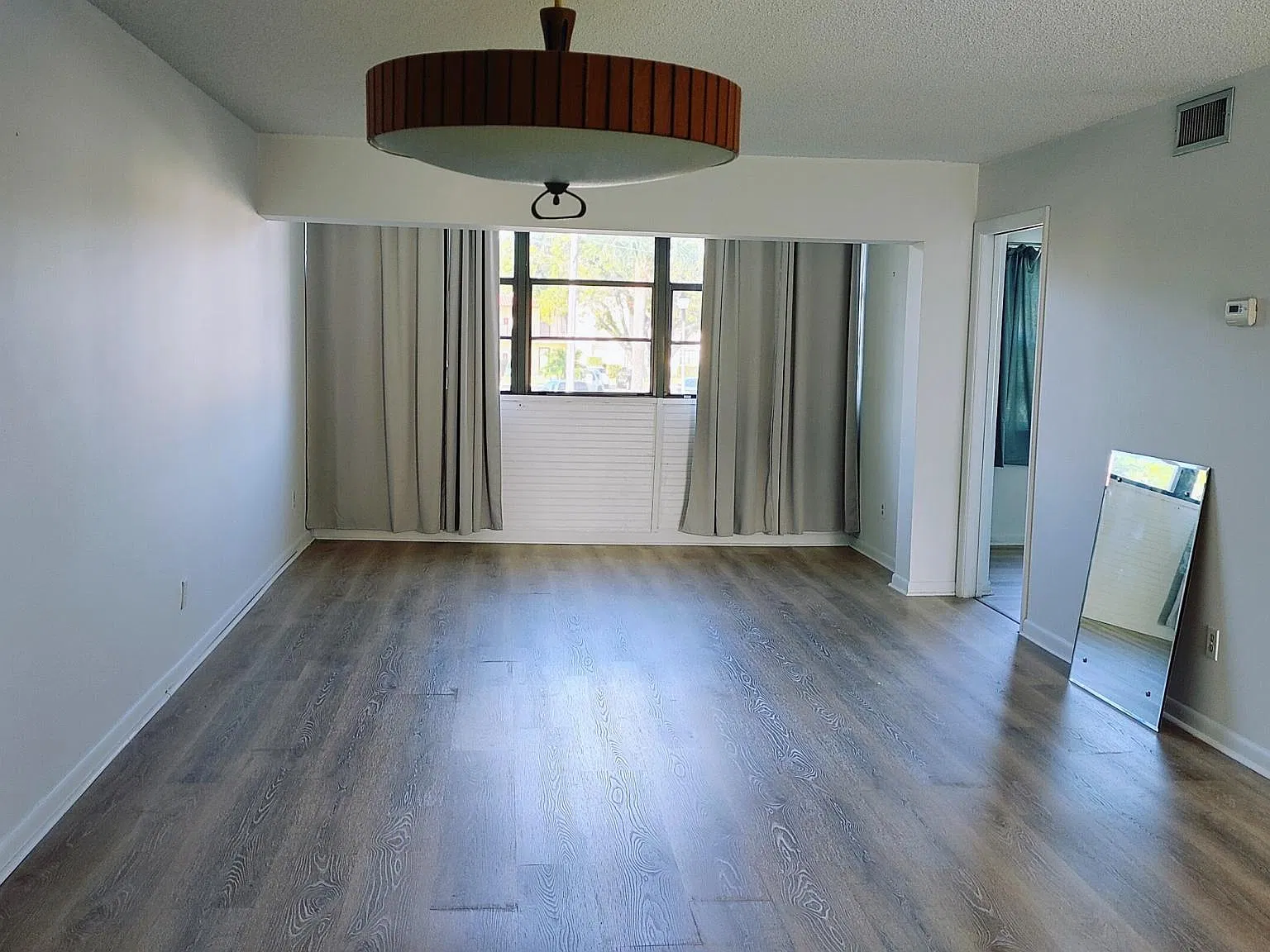 2050 Oleander Blvd — Photo 4