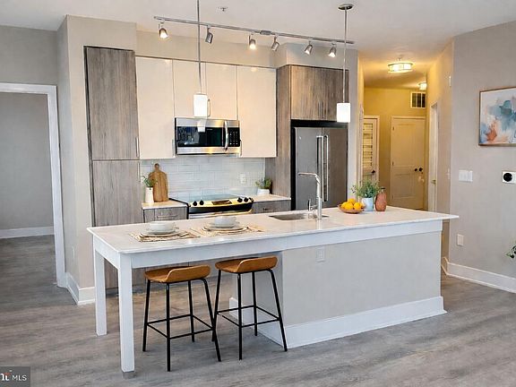 3rd image of 145 Riverhaven Dr Unit 541