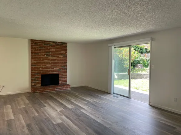 581 N Wexford Cir, Medford, OR 97504