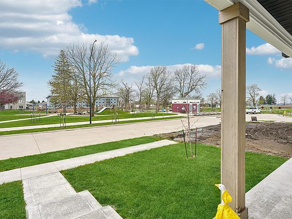 3rd image of 1620 Justice Way