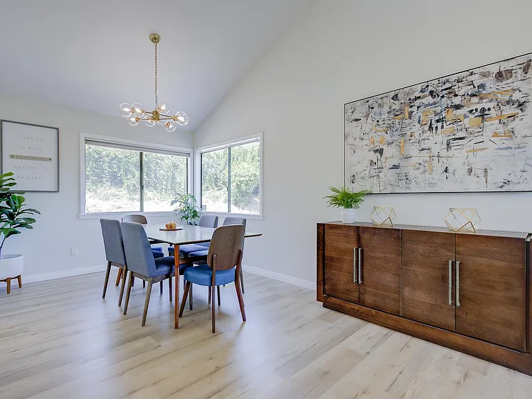 25425 Mandarin Ct — Photo 13