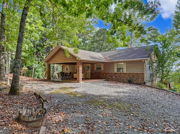 804 Wikle Rd, Hayesville, NC 28904