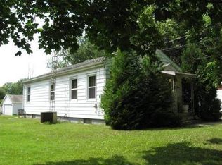 408 S 9th St, Oregon, IL 61061