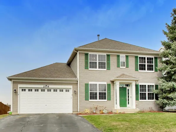 2775 Liberty Lakes Blvd, Wauconda, IL 60084