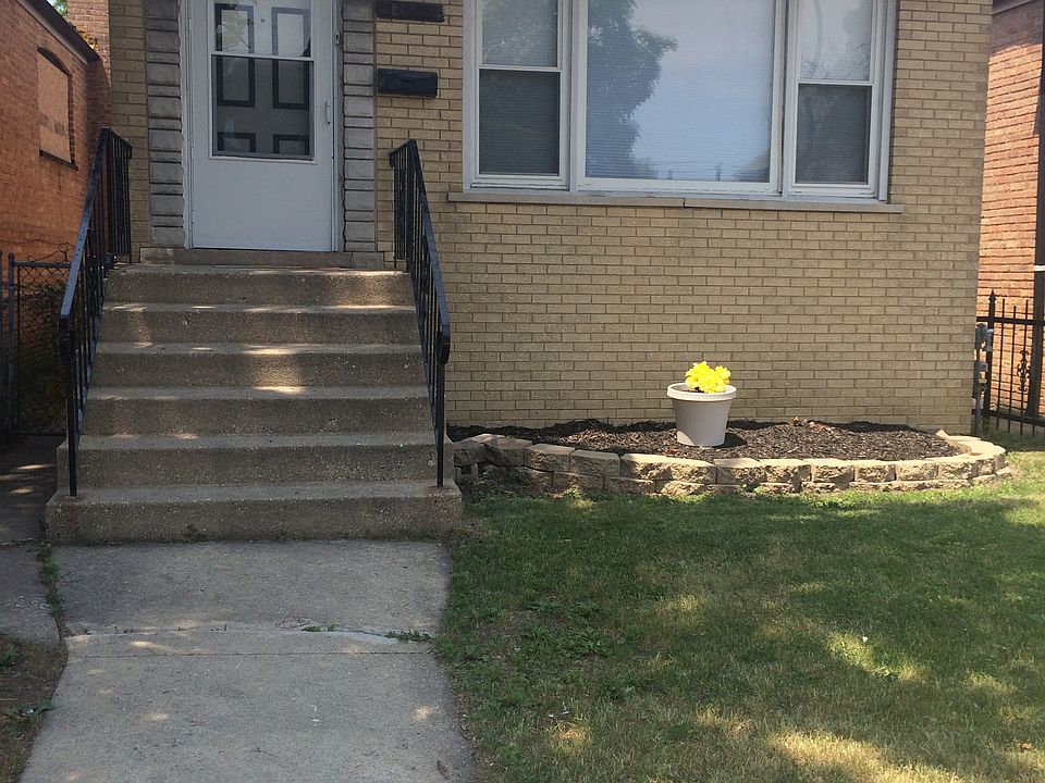 1st image of 11610 S Vincennes Ave