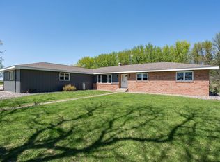 10024 SW 38th St, Waseca, MN 56093