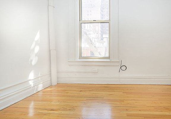 4th image of 246 E 53rd St APT 16
