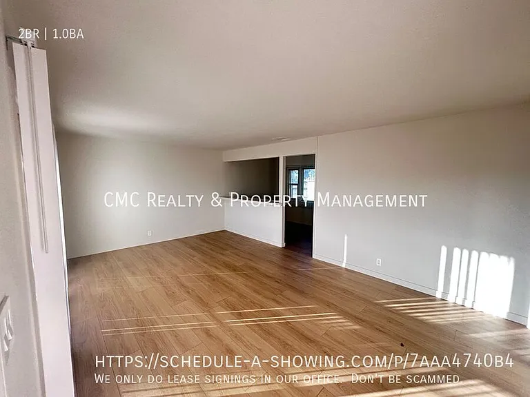 10242 Darby Ave #6 — Photo 1