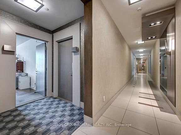 3rd image of 7167 Yonge St #311