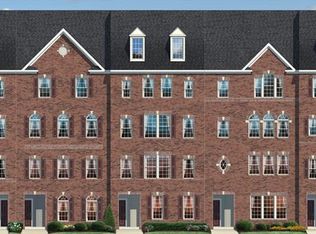 13739 Endeavour Dr, Herndon, VA 20171