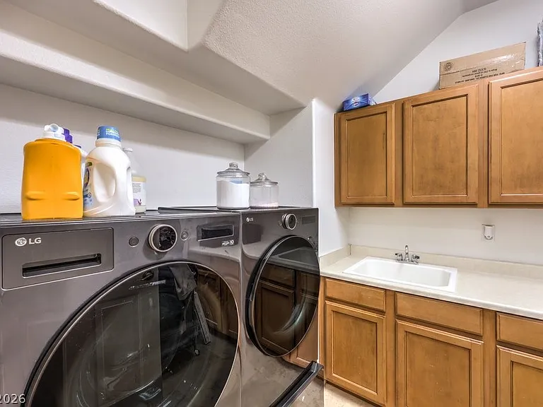 305 Onyx Crest St — Photo 30