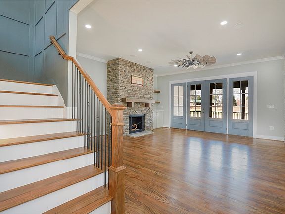 4th image of 2403 Warriors Path