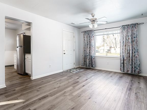 5th image of 809 Copper Dr