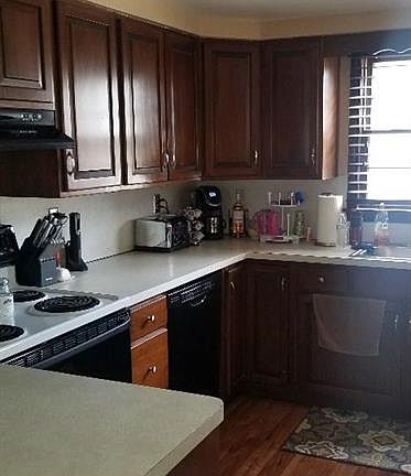 3rd image of 2791 Monroe Ave
