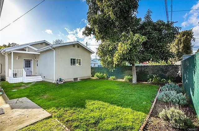 2530 S Bentley Ave — Photo 21