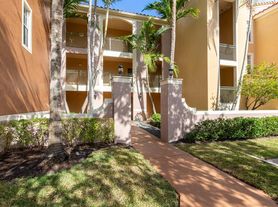 11790 Saint Andrews Pl