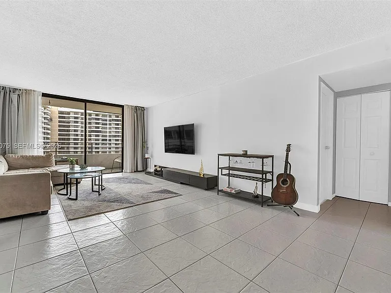 600 Three Islands Blvd #1615 — Photo 3