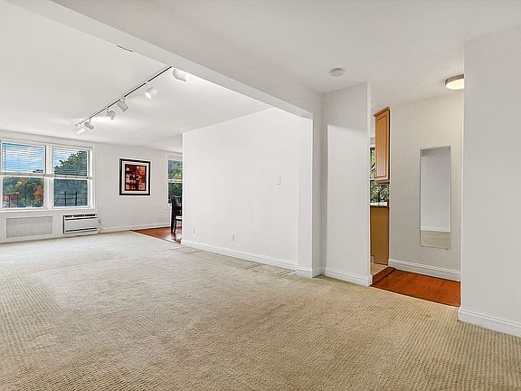 2nd image of 68-20 Selfridge St APT 5L