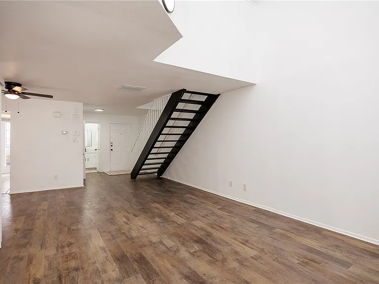6114 Wilderock Dr #B — Photo 6