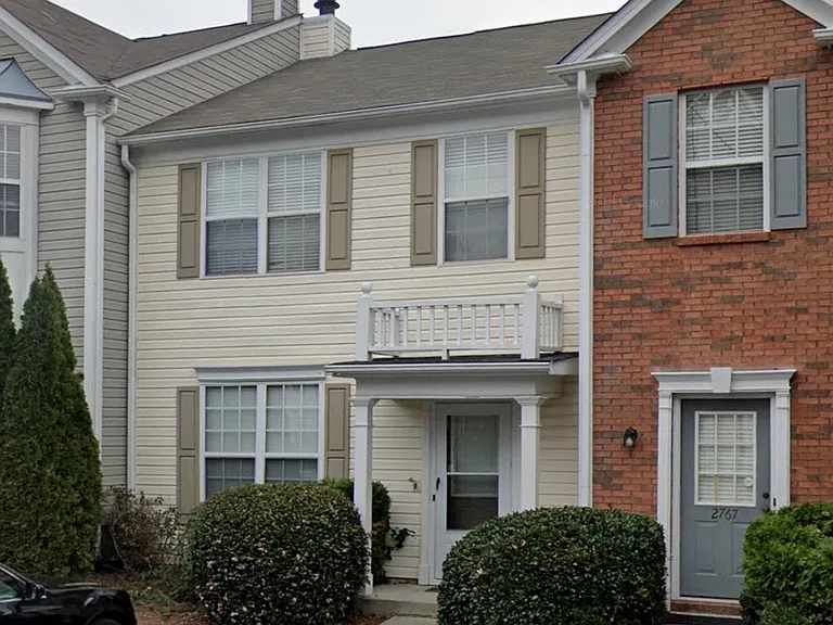 2765 Ashleigh Ln — Photo 4