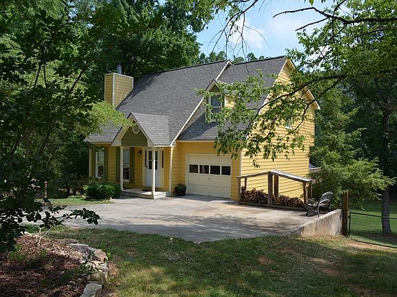4th image of 24 Southwood Dr