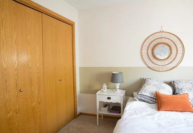 370 W Cherry St #1 — Photo 5