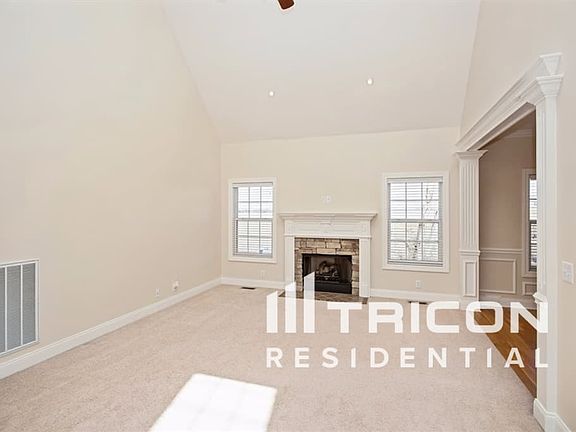 3rd image of 1410 Deerskin Ct